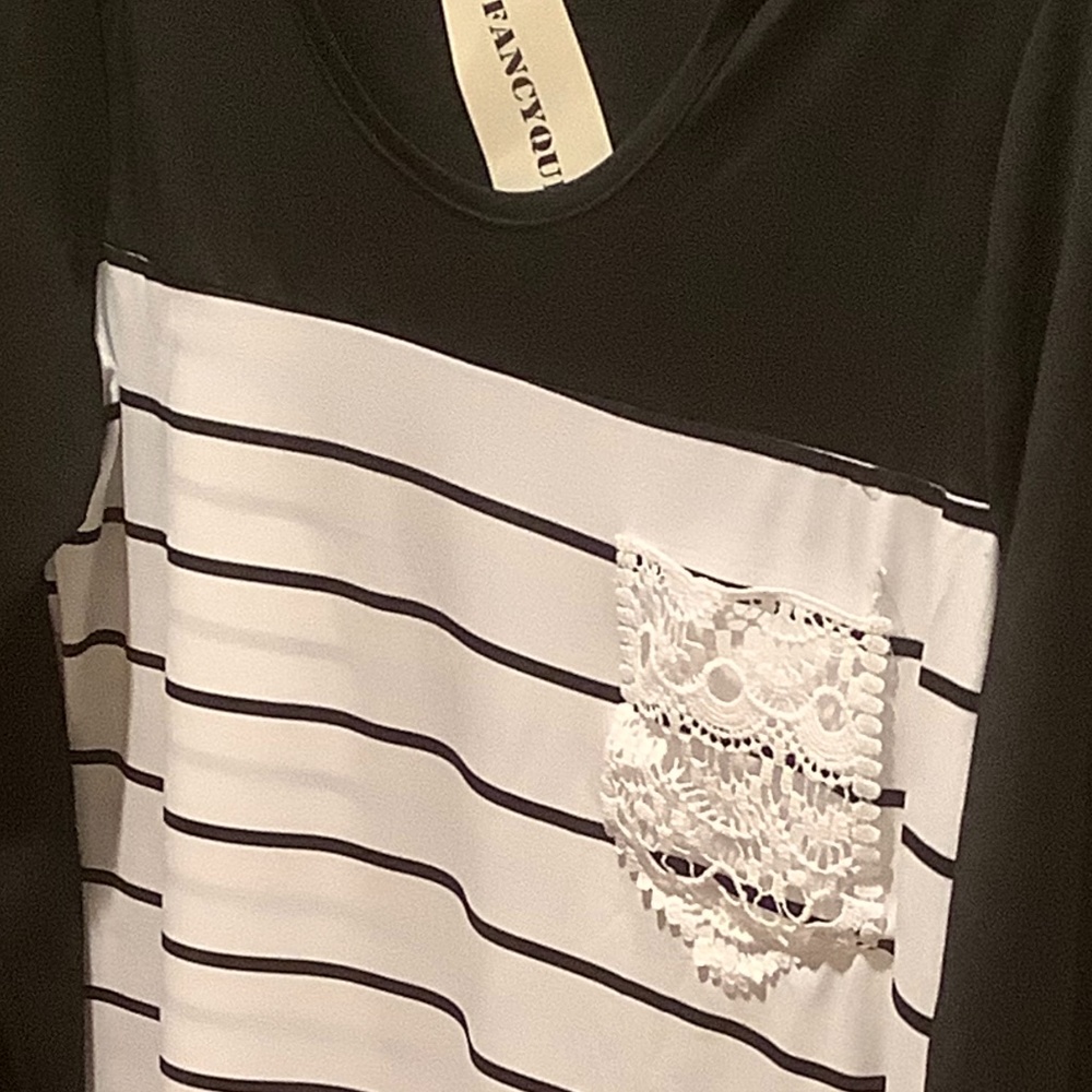 Smart looking Ladies long sleeve top